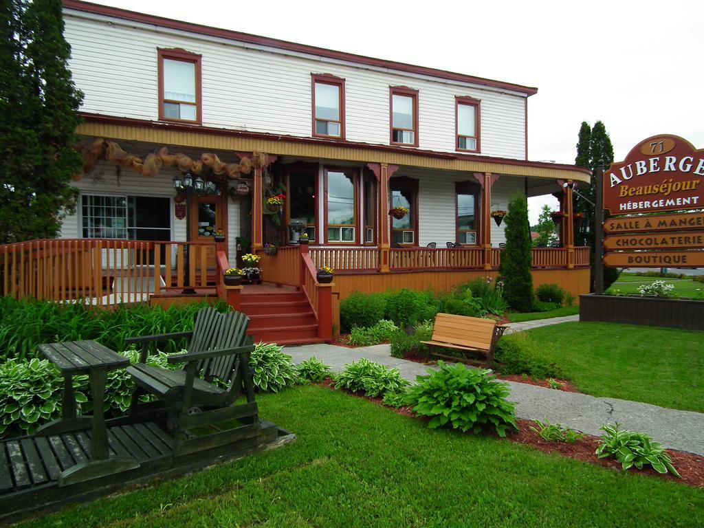 Auberge Beausejour Amqui Ngoại thất bức ảnh