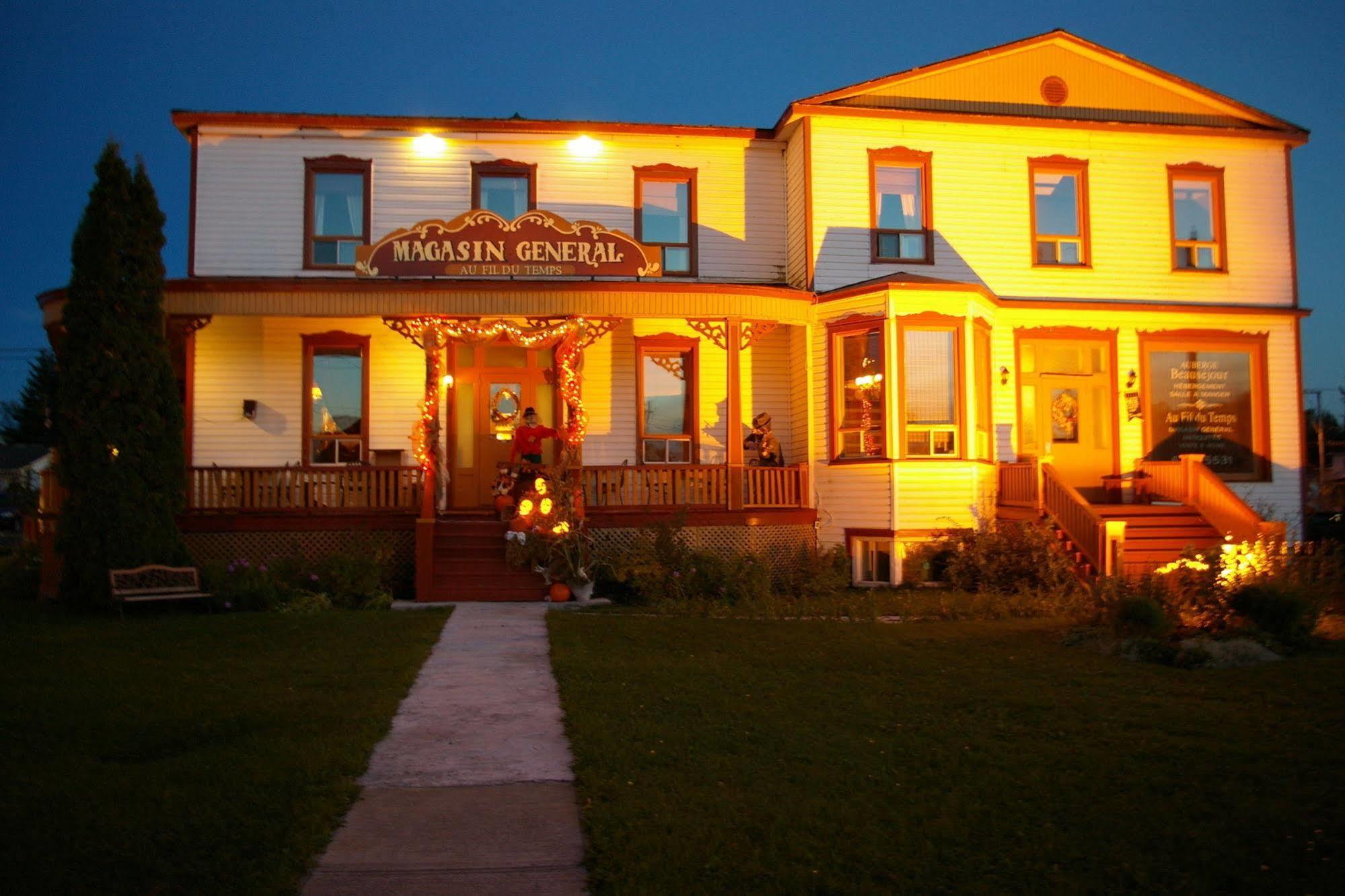 Auberge Beausejour Amqui Ngoại thất bức ảnh